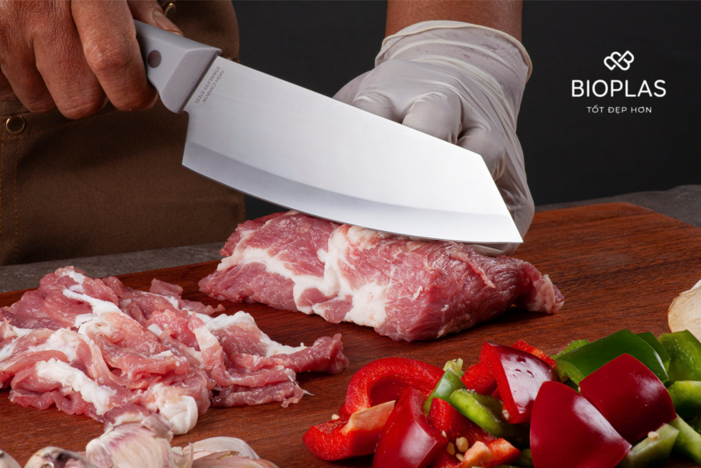 Nâng tầm trải nghiệm làm bếp với dòng dao thái cao cấp Wak của BIOPLAS.